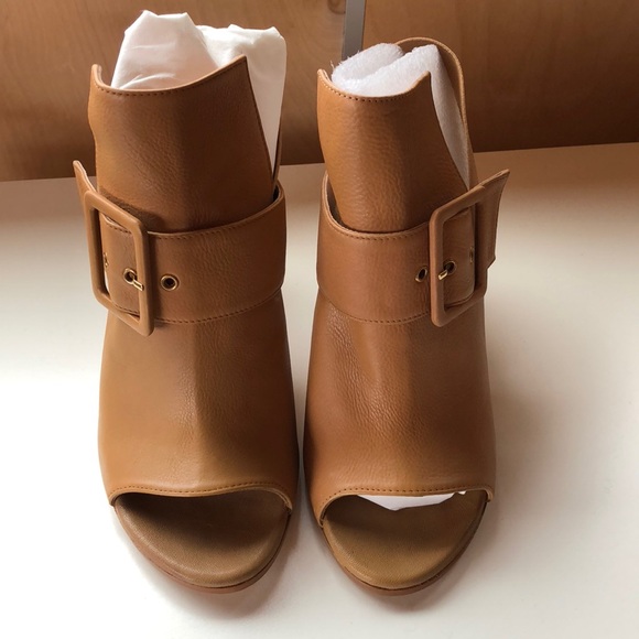 Stuart Weitzman HP 2X 🎉Sunbelt leather heels sandals NEW